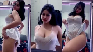 Bokep Indo Babyfe Baju Transparan Ebot Seksi Mango