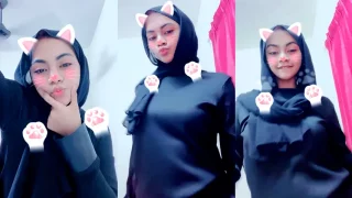 Bokep Indo Jilbab Host Cantik Joged Live