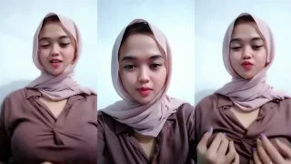 Bokep Indo Hijaber Cantik Remas Tetek Godain Pascol