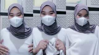 Bokep Indo Host Cantik Jilbab Lepas Bra Mango